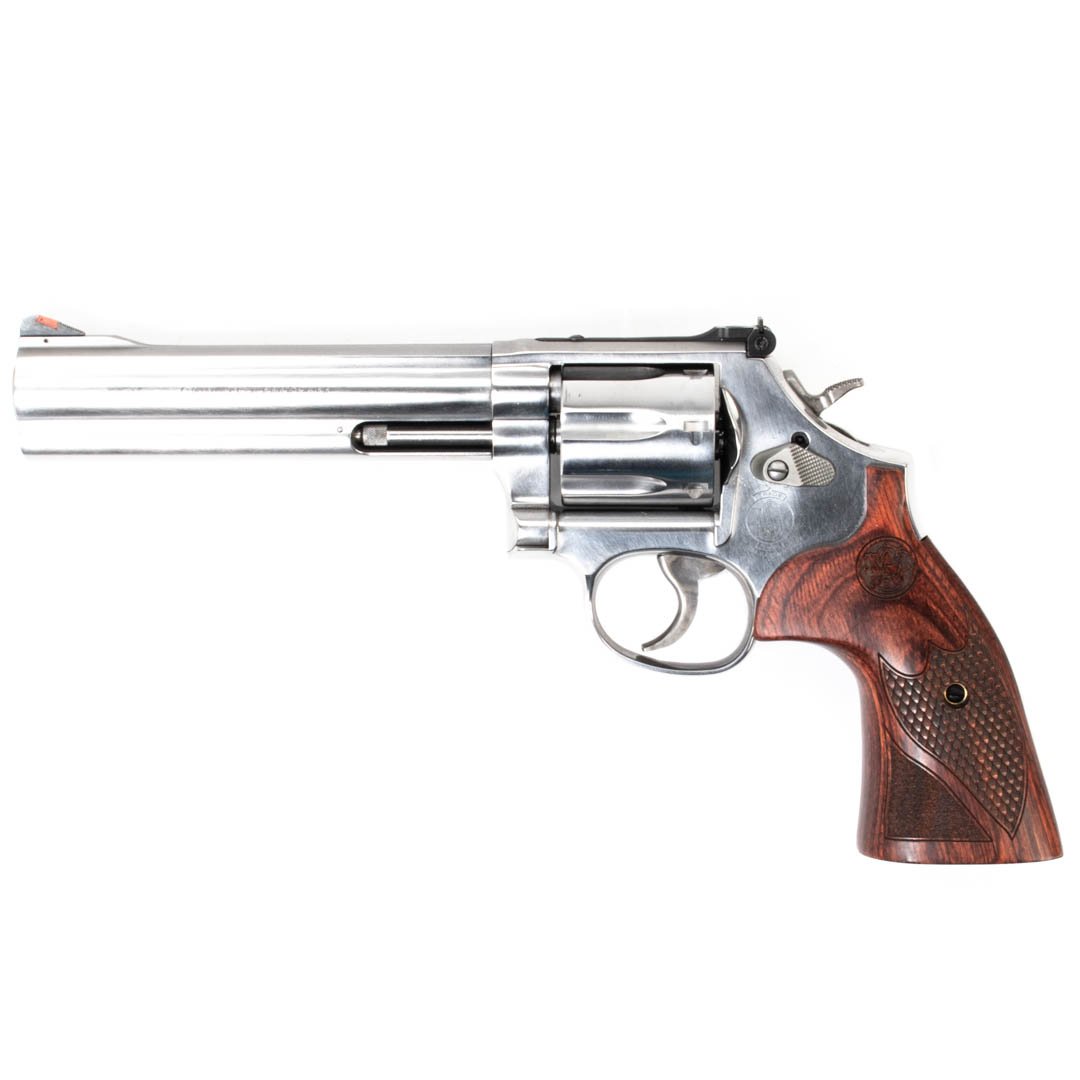 Smith & Wesson 686-6 Plus